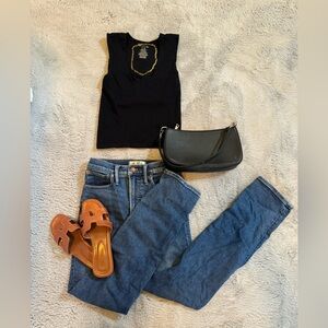 Dark wash made well jeans. Super comfortable and stretchy.